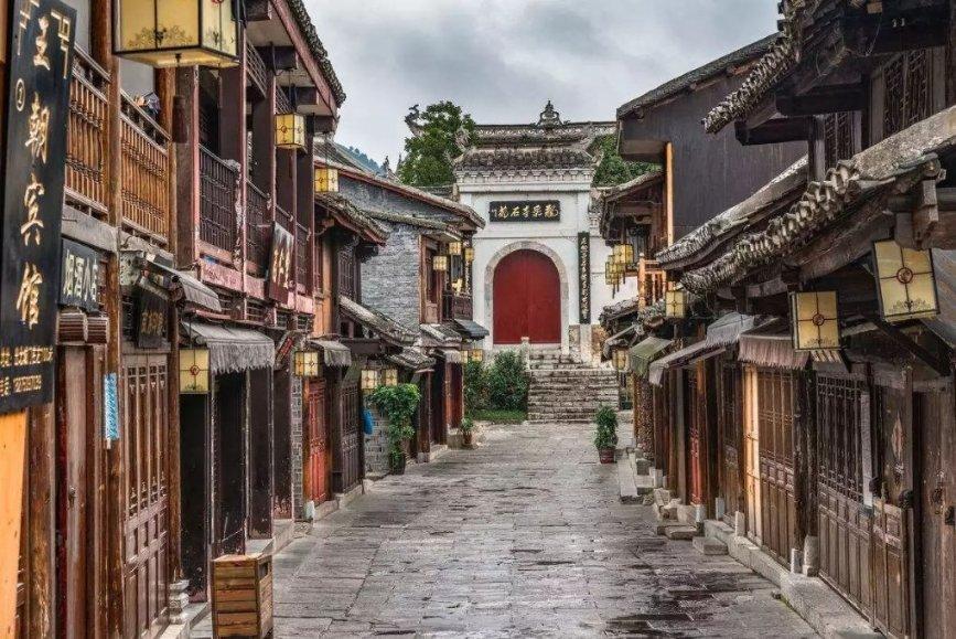 机智问答网页-智能回答你的问题|二阳前有预兆吗?比首阳症状轻吗?在线解答